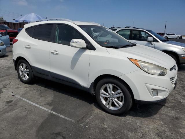 KM8JU3AC0DU572652 - 2013 HYUNDAI TUCSON GLS თეთრი ფოტო 4