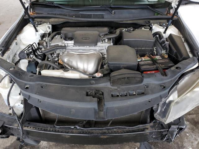 4T1BF1FK5HU717984 - 2017 TOYOTA CAMRY LE თეთრი ფოტო 11