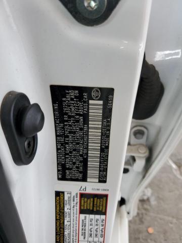 4T1BF1FK5HU717984 - 2017 TOYOTA CAMRY LE თეთრი ფოტო 12