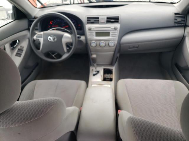 4T1BF3EK8AU049195 - 2010 TOYOTA CAMRY BASE SILVER photo 8