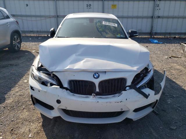WBA1J9C5XGV371562 - 2016 BMW M235XI WHITE photo 5