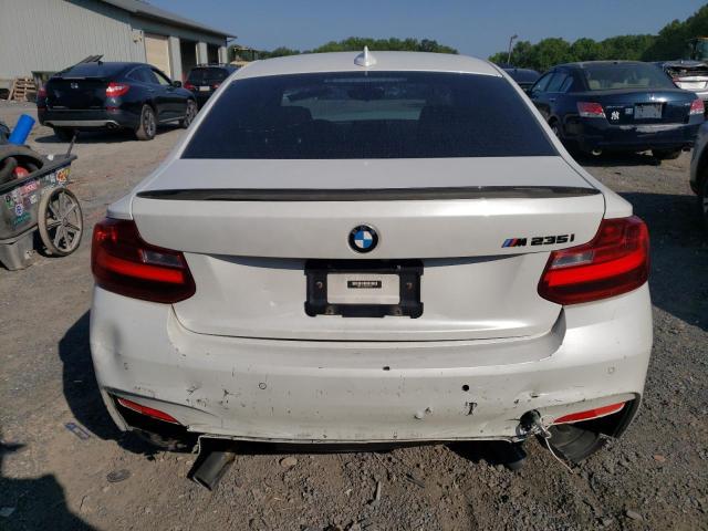 WBA1J9C5XGV371562 - 2016 BMW M235XI WHITE photo 6