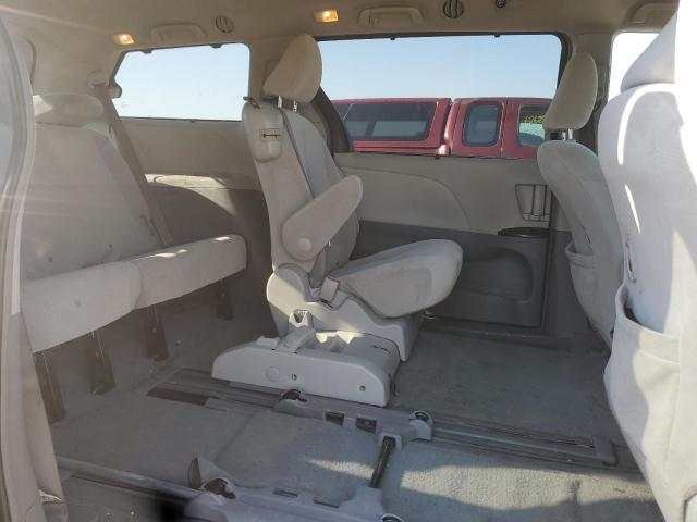 5TDKK3DC2BS101095 - 2011 TOYOTA SIENNA LE 灰色 照片 11