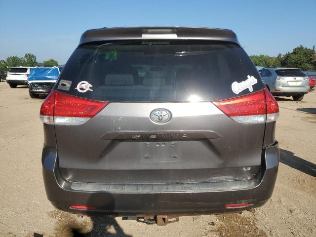 5TDKK3DC2BS101095 - 2011 TOYOTA SIENNA LE 灰色 照片 6