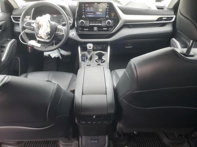 5TDGZRBH1NS577068 - 2022 TOYOTA HIGHLANDER XLE WHITE photo 8