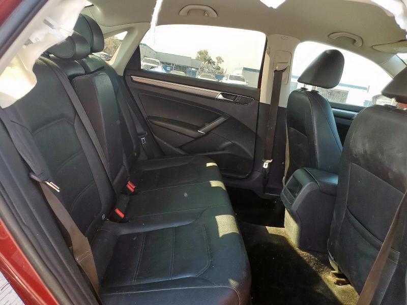 1VWDT7A38HC052039 - 2017 VOLKSWAGEN PASSAT R-LINE მუქწითელი ფოტო 10