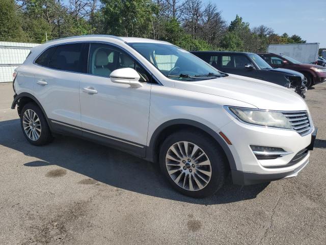 5LMCJ3D92HUL19045 - 2017 LINCOLN MKC RESERVE Beyaz fotoğraf 4