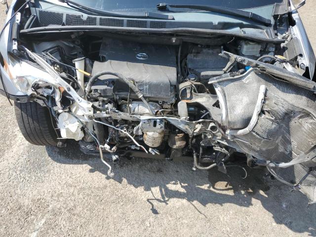 5TDYK3DCXDS326507 - 2013 TOYOTA SIENNA XLE ვერცხლისფერი ფოტო 12