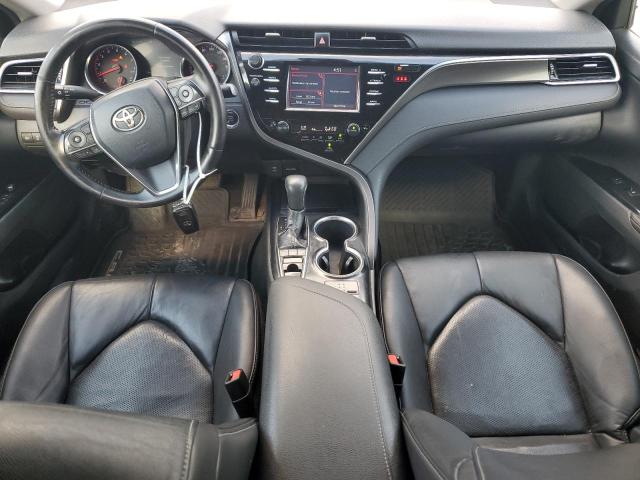 4T1B61HKXJU097040 - 2018 TOYOTA CAMRY XSE 白色 照片 8