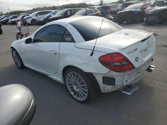 WDBWK73F97F139997 - 2007 MERCEDES-BENZ SLK 55 AMG WHITE photo 2