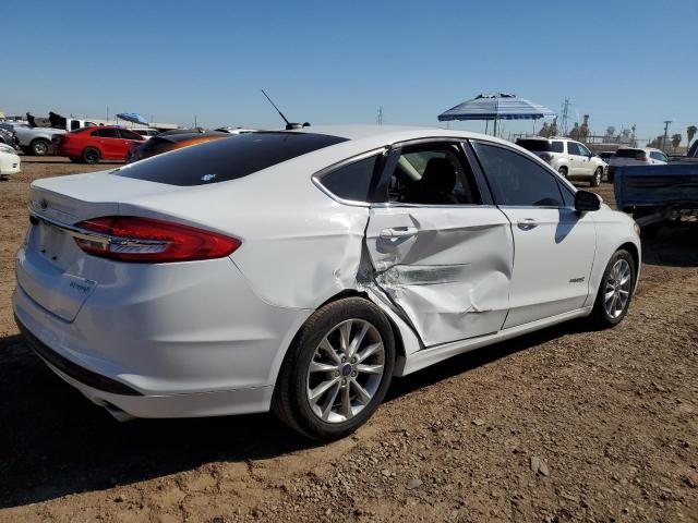 3FA6P0LU1HR380777 - 2017 FORD FUSION SE HYBRID WHITE photo 3