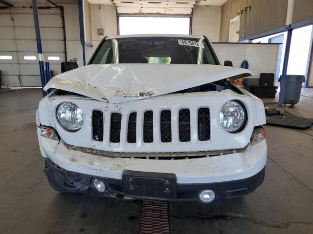 1C4NJPBA7GD790188 - 2016 JEEP PATRIOT SPORT WHITE photo 5