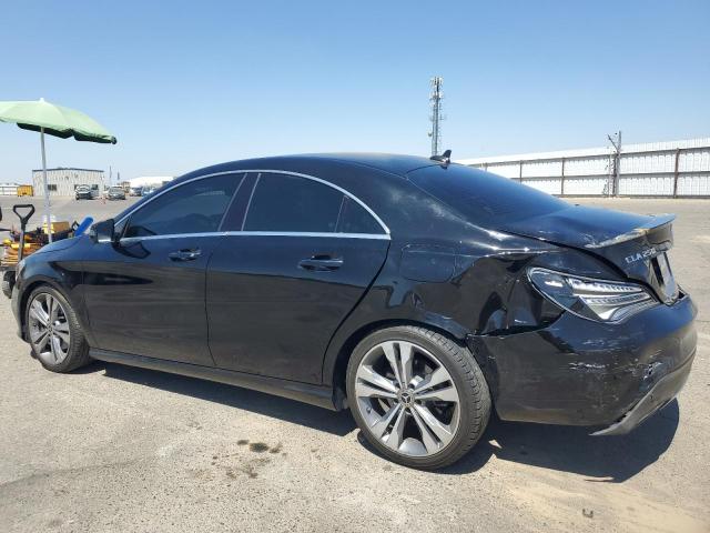 WDDSJ4EB9JN576509 - 2018 MERCEDES-BENZ CLA 250 BLACK photo 2