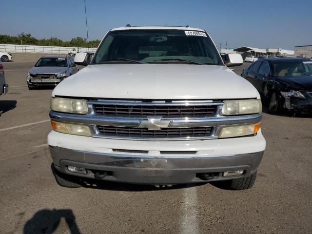 1GNGK26U15R227450 - 2005 CHEVROLET SUBURBAN K2500 WHITE photo 5