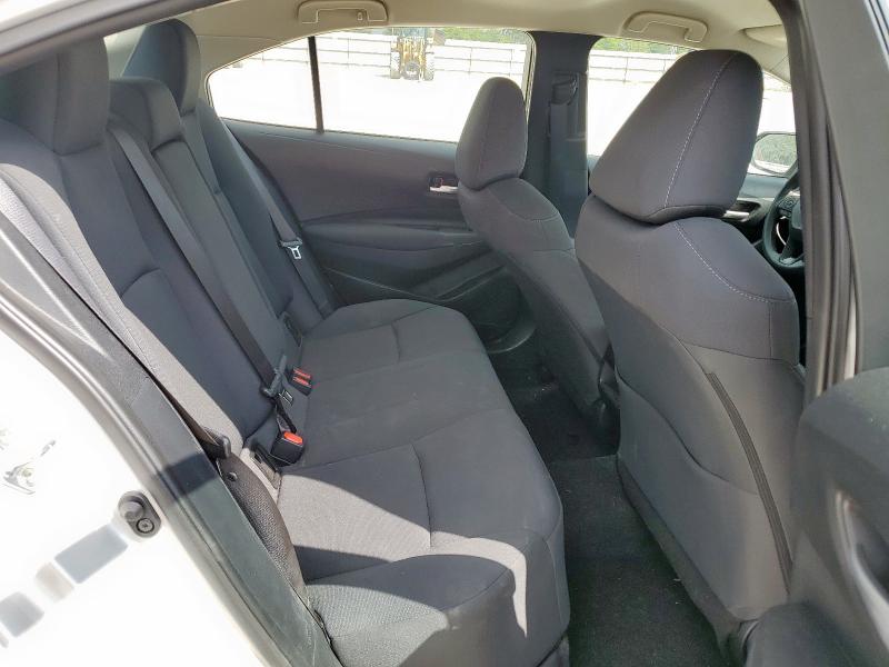 5YFEPMAE1MP264634 - 2021 TOYOTA COROLLA LE Gümüş foto 10