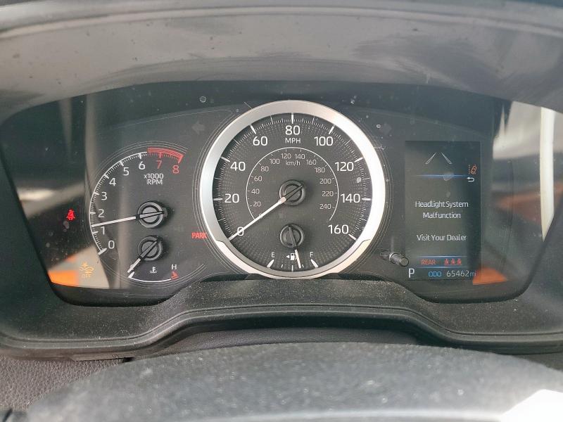 5YFEPMAE1MP264634 - 2021 TOYOTA COROLLA LE Gümüş foto 9