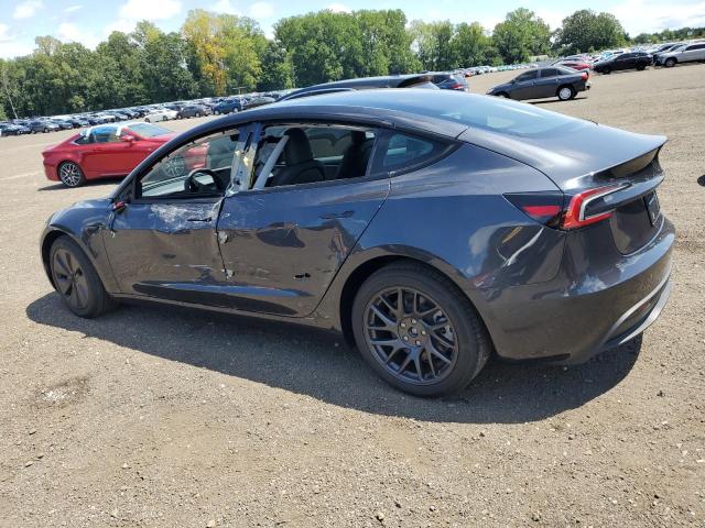 5YJ3E1EA2SF043877 - 2025 TESLA MODEL 3 GRAY photo 2