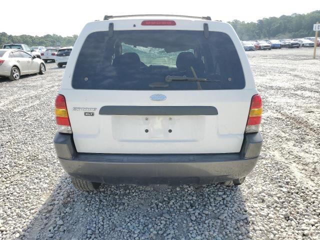 1FMYU03144KB36472 - 2004 FORD ESCAPE XLT WHITE photo 6