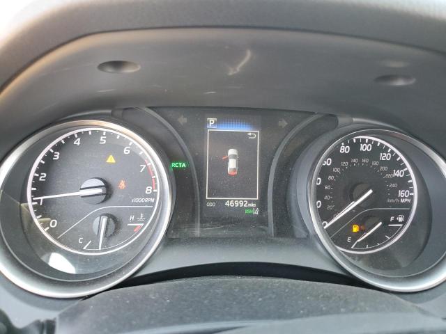 4T1T11AK0MU518216 - 2021 TOYOTA CAMRY SE 银色 照片 9