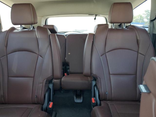 5GAERDKW5KJ106463 - 2019 BUICK ENCLAVE AVENIR SILVER photo 10