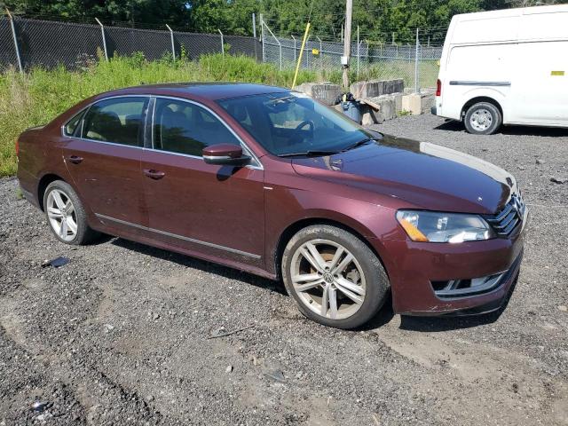 1VWCT7A31EC063536 - 2014 VOLKSWAGEN PASSAT SEL MAROON photo 4