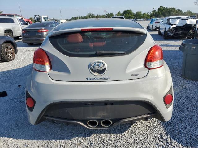 KMHTC6AE1FU222528 - 2015 HYUNDAI VELOSTER TURBO Արծաթագույն լուսանկար 6