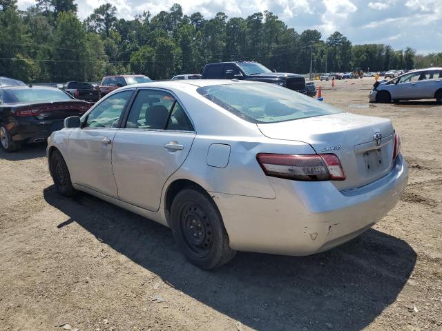 4T4BF3EK5AR064646 - 2010 TOYOTA CAMRY BASE SILVER photo 2