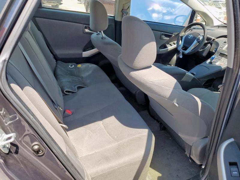 JTDKN3DU9F1928756 - 2015 TOYOTA PRIUS 灰色 照片 10