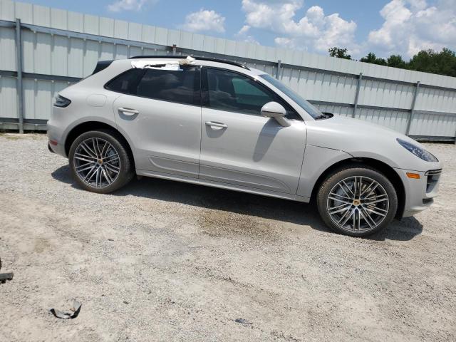 WP1AF2A55MLB60242 - 2021 PORSCHE MACAN TURBO SILVER photo 4