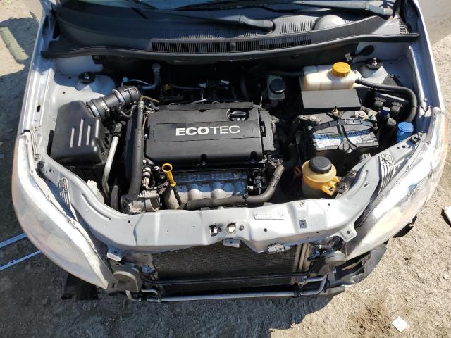 KL1TD6DE8AB110883 - 2010 CHEVROLET AVEO LS 银色 照片 11