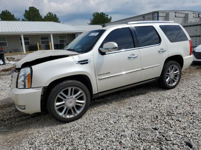 1GYS4BEF4CR159846 - 2012 CADILLAC ESCALADE LUXURY WHITE photo 1