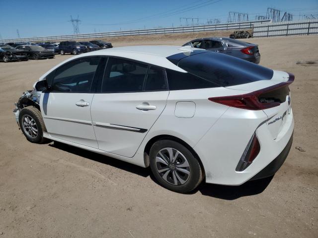 JTDKARFP0J3071682 - 2018 TOYOTA PRIUS PRIM WHITE photo 2