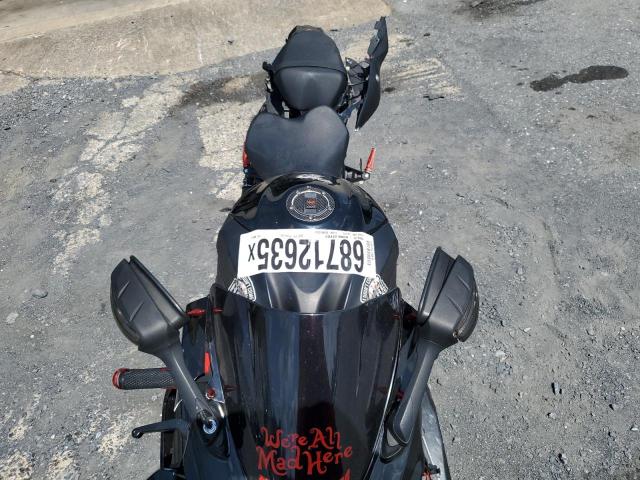 JS1GT78AXD2100025 - 2013 SUZUKI GSX-R1000 Noir photo 5