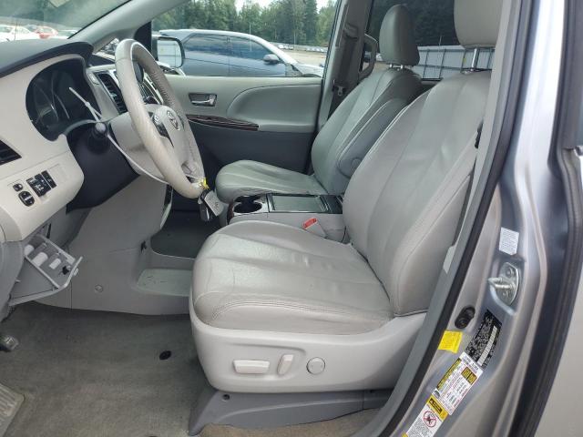 5TDDK3DC9DS053493 - 2013 TOYOTA SIENNA XLE SILVER photo 7