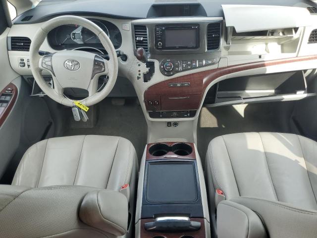 5TDDK3DC9DS053493 - 2013 TOYOTA SIENNA XLE SILVER photo 8