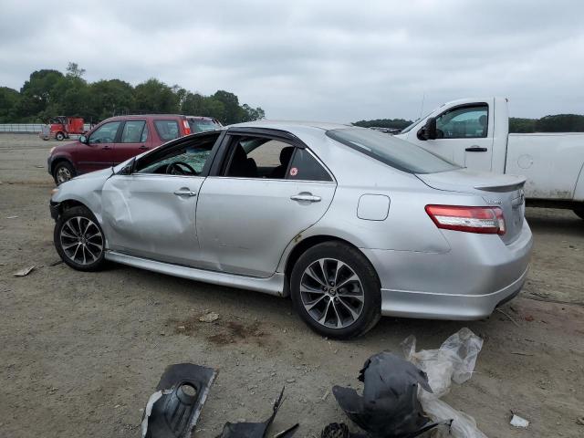 4T1BF3EK9AU506628 - 2010 TOYOTA CAMRY BASE SILVER photo 2
