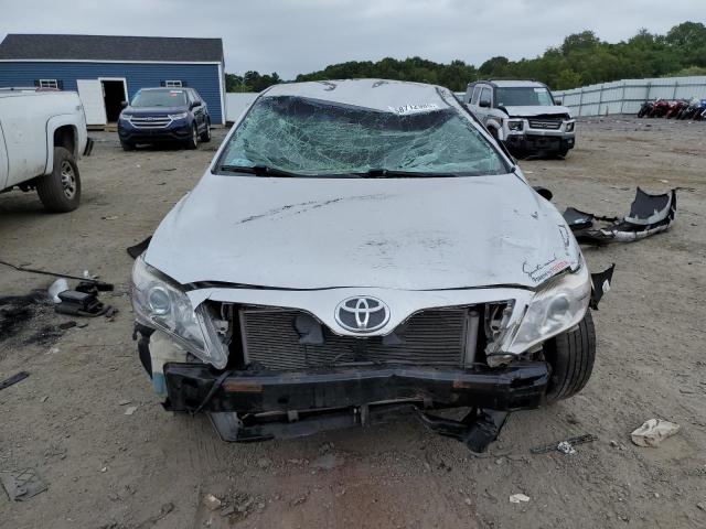 4T1BF3EK9AU506628 - 2010 TOYOTA CAMRY BASE SILVER photo 5