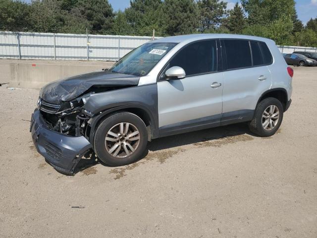 2014 VOLKSWAGEN TIGUAN S, 
