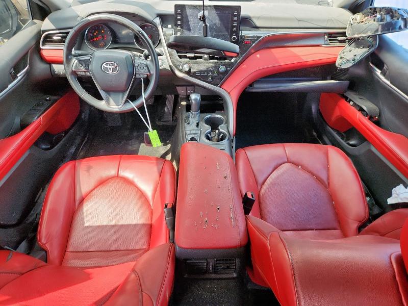 4T1K61AK4MU589660 - 2021 TOYOTA CAMRY XSE WHITE photo 8