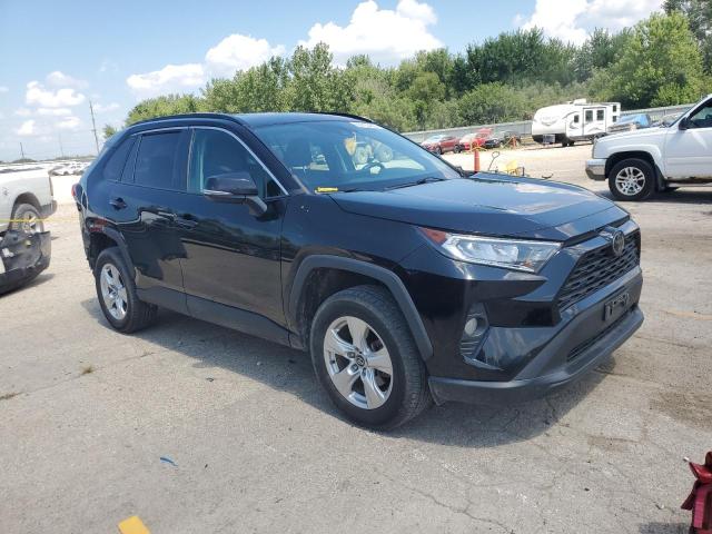 2T3P1RFVXLC091332 - 2020 TOYOTA RAV4 XLE BLACK photo 4