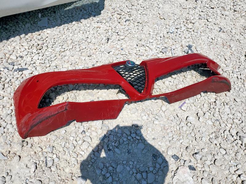 ZARFAECN1H7546844 - 2017 ALFA ROMEO GIULIA TI წითელი ფოტო 12