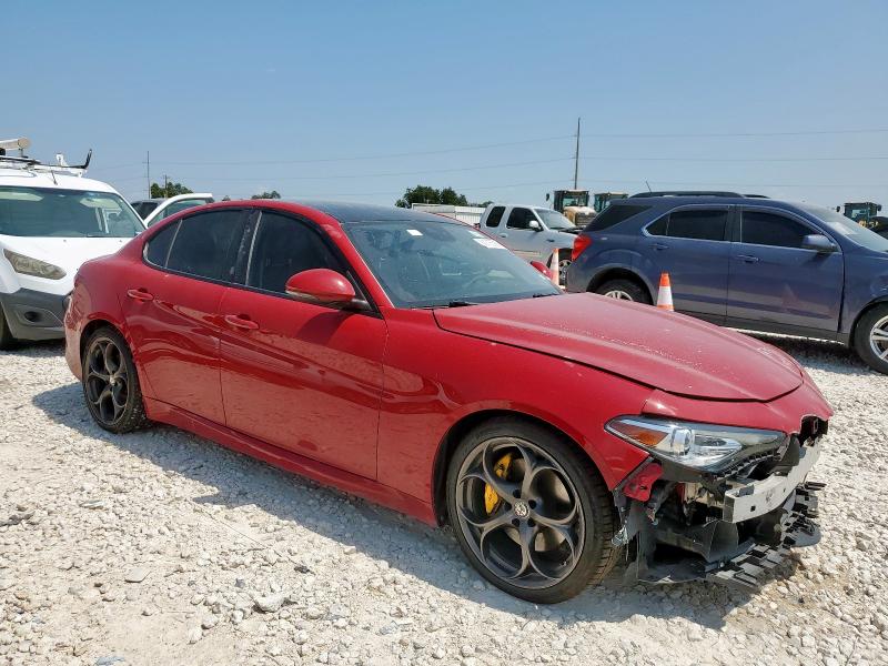 ZARFAECN1H7546844 - 2017 ALFA ROMEO GIULIA TI წითელი ფოტო 4