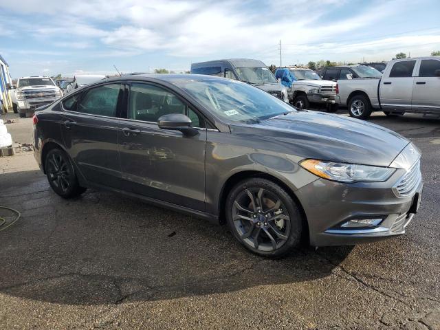 3FA6P0G7XJR253469 - 2018 FORD FUSION S GRAY photo 4