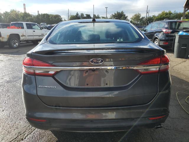 3FA6P0G7XJR253469 - 2018 FORD FUSION S GRAY photo 6