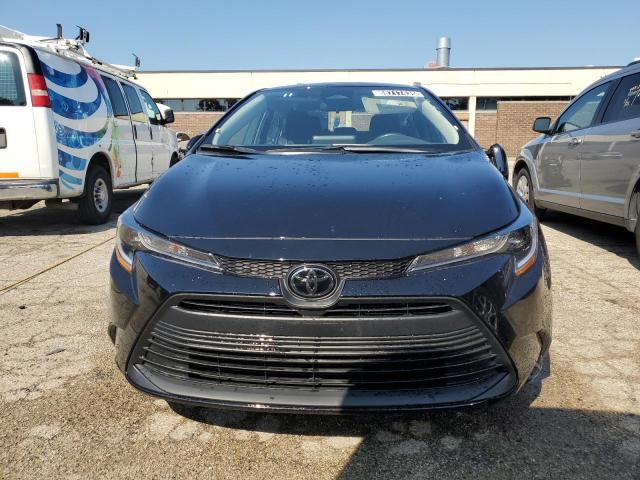 5YFB4MDEXSP283882 - 2025 TOYOTA COROLLA LE Սև լուսանկար 5