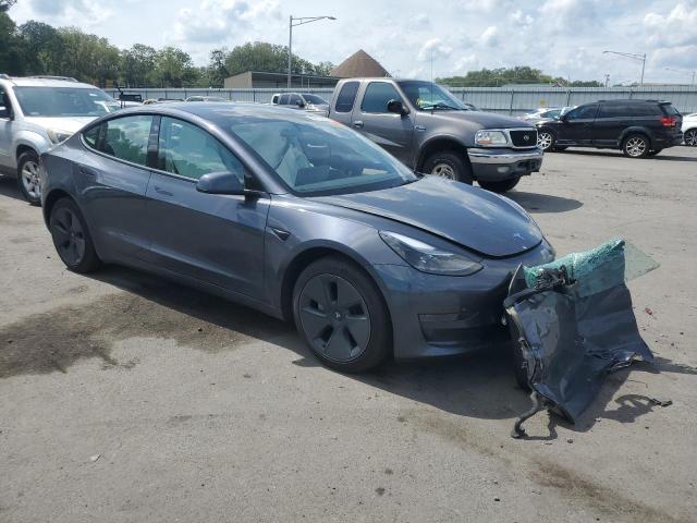 5YJ3E1EA8PF658330 - 2023 TESLA MODEL 3 GRAY photo 4