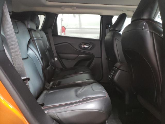1C4PJMBS3GW154730 - 2016 JEEP CHEROKEE TRAILHAWK ORANGE photo 11