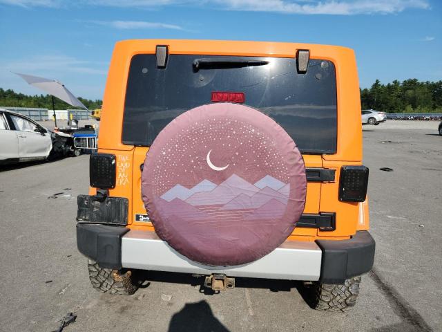 1C4BJWEG6DL504412 - 2013 JEEP WRANGLER U SAHARA Նարնջագույն լուսանկար 6