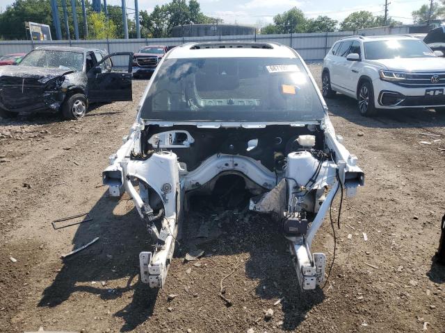 1C4RJFDJ3FC784188 - 2015 JEEP GRAND CHER SRT-8 WHITE photo 5