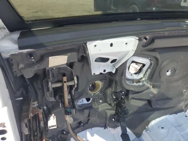 1C4RJFDJ3FC784188 - 2015 JEEP GRAND CHER SRT-8 WHITE photo 9